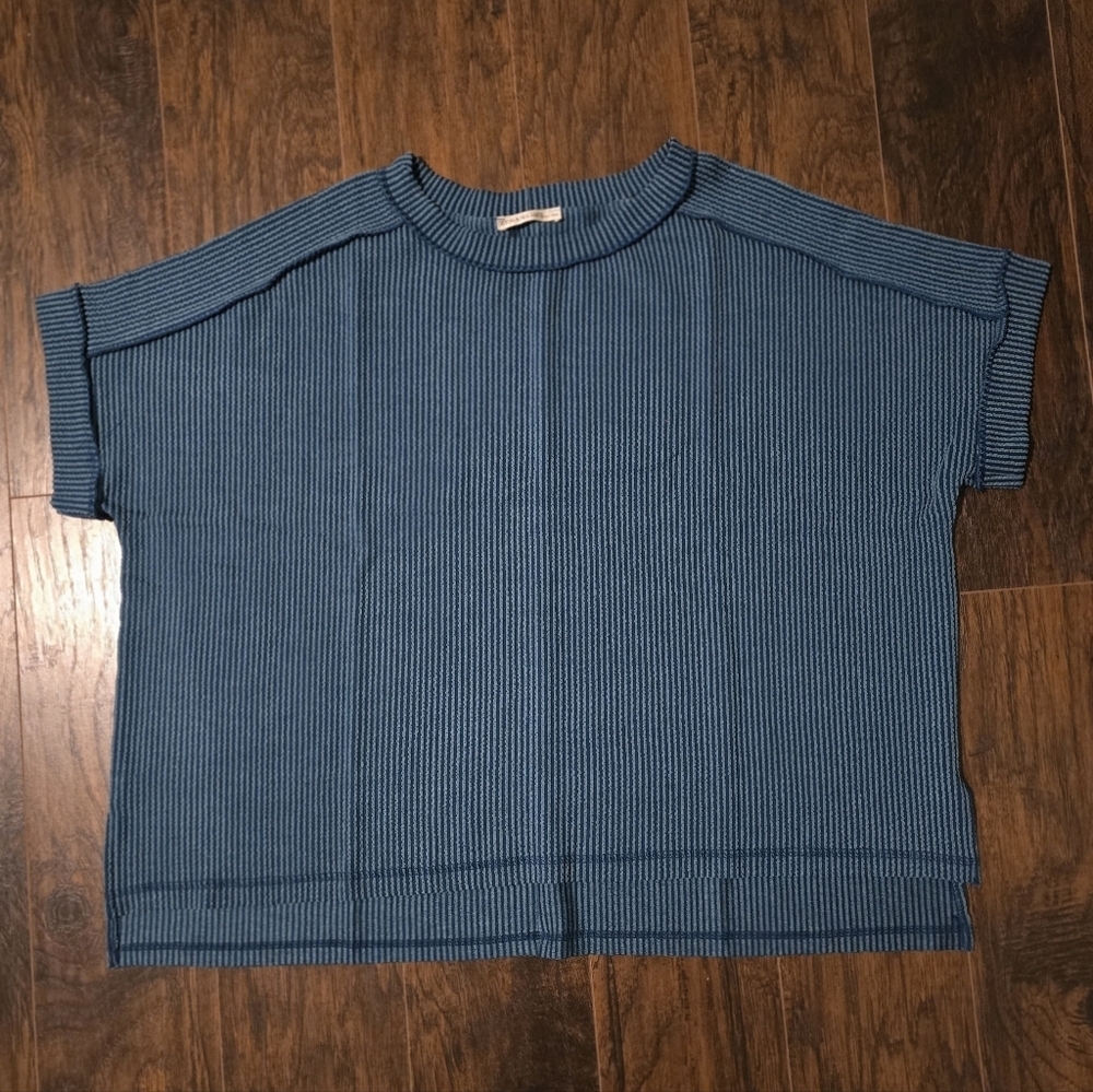 Zenana Outfitters Teal Crewneck Ribbed Top